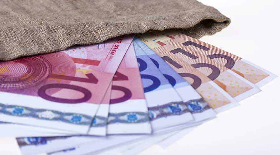 Auch bei behördlich angeordneter Quarantäne wird der Lohn ausgezahlt